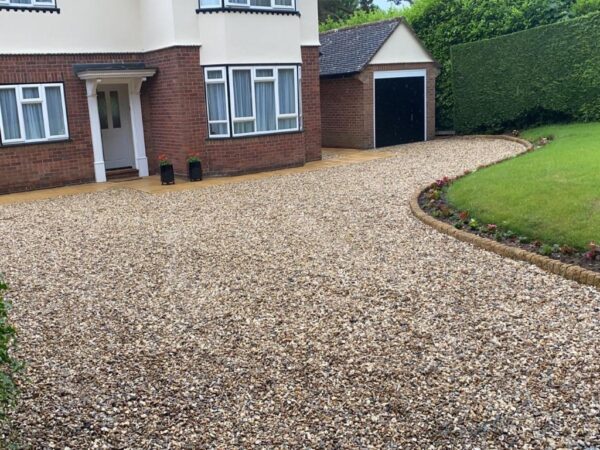 Gravelled Driveways Gloucestershire, UK