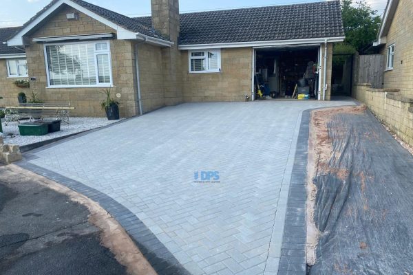 Driveway with paving in Bourton-on-the-Water, Gloucestershire