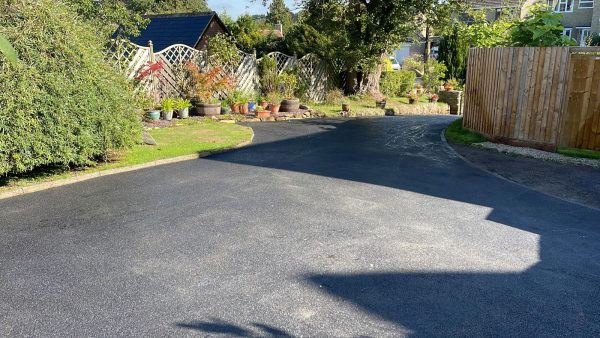 Tarmac installation in Blockley