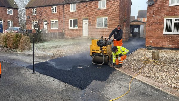 Tarmac installation in Hatherley